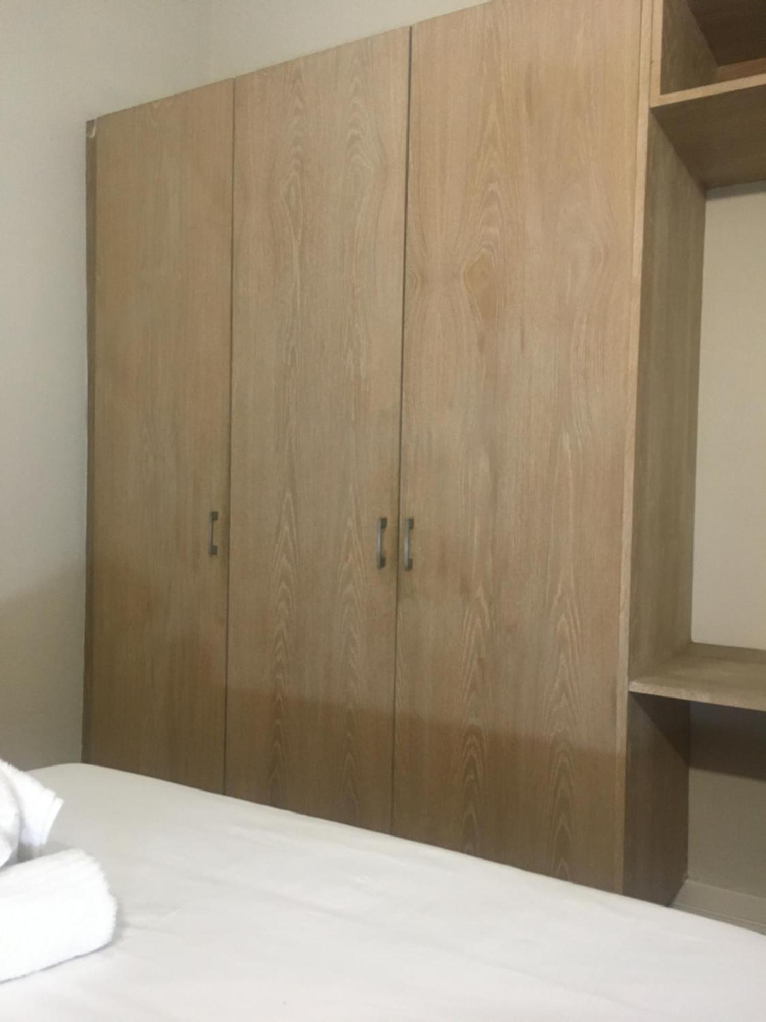 The Travel Inn Durban Bagian luar foto