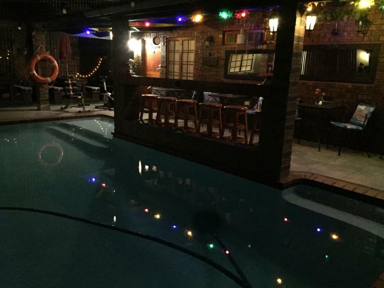The Travel Inn Durban Bagian luar foto